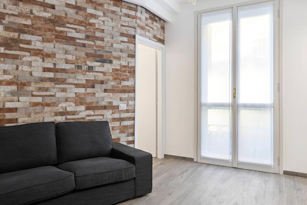 Апартаменты Modern And New Flat In Duomo Area Милан Экстерьер фото